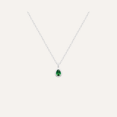 Collier Princesse sur chaine en argent et goutte pierre Oxyde Verte Collier Leurelor