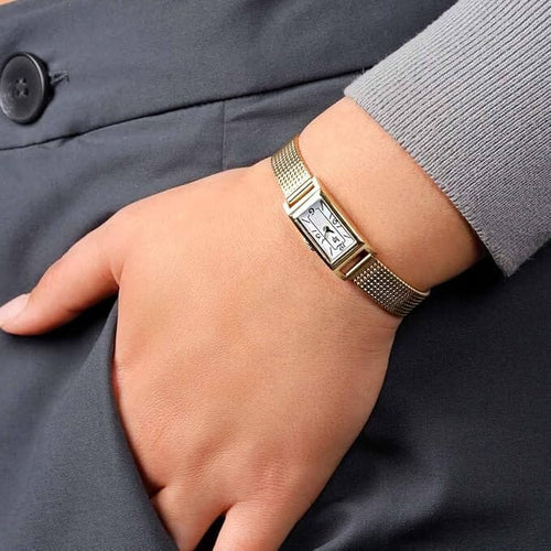 Montre femme Lip Churchill T13, bracelet milanais couleur or, forme rectangulaire 671226 Femme LIP