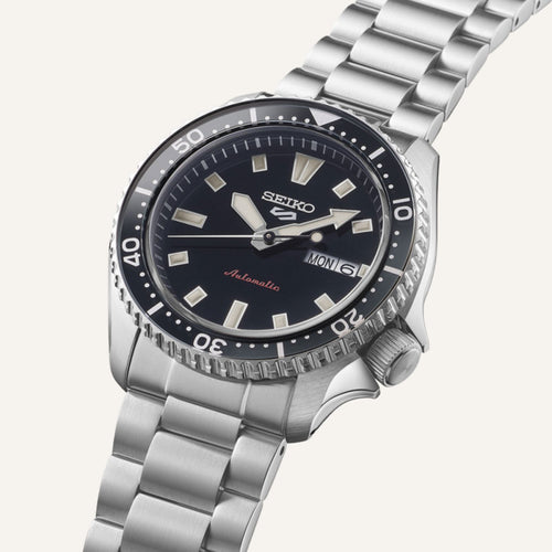 Montre Homme SEIKO 5 Sports SRPL85K1 Automatic en Acier Montres SEIKO