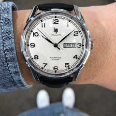 Montre LIP Himalaya Saphir Automatique en Cuir 671582 LIP