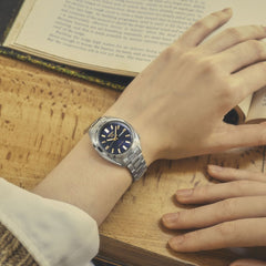 Montre Femme Seiko 5 Sports SRE021K1 en Acier Bleu 32 mm