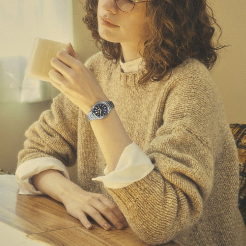 Montre Femme Seiko 5 Sports SRE021K1 en Acier Bleu 32 mm