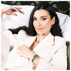 Pierre Lannier 059H577 | Montre Femme à Quartz – Boîtier Carré en Acier Inoxydable PVD Doré, Cadran Vert Soleillé, Bracelet en Cuir Vert Femme PIERRE LANNIER