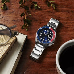 Seiko SRPD53K1 Montre Homme Automatique 5 Sports Cadran Bleu Lunette Pepsi Bracelet Acier Inoxydable Style Sportif Précision et Fiabilité Quotidienne Homme SEIKO