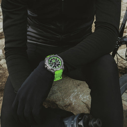 Festina F20725/3 Montre Homme Chronographe Quartz Cadran Vert Bracelet Silicone Vert Étanche 20 BAR