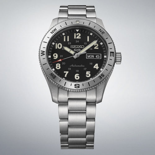 Seiko HDB006K1 Montre Homme Seiko 5 Sports Field Automatique - Acier Inoxydable Noir et Argent, Mouvement Automatique, Lunette Boussole, Étanche 100M, Confort Quotidien