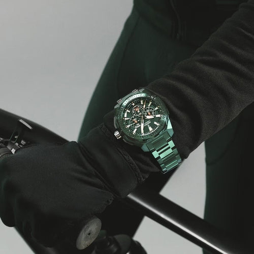 Festina F20730/1 Montre Homme Chronographe Quartz Édition Spéciale Bracelet Acier Vert Étanche 20 ATM Précision Élégance Sportive