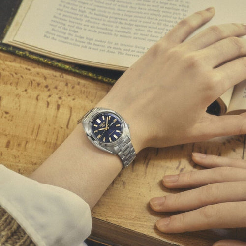 Montre Femme Seiko 5 Sports SRE021K1 en Acier Bleu 32 mm Femme SEIKO 