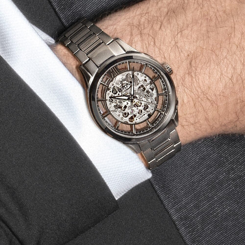 Montre homme Festina F20632/1 à cadran squelette, bracelet en acier inoxydable, mouvement automatique, design cœur ouvert, style classique et luxueux Homme FESTINA 