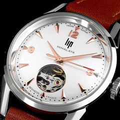 Montre Lip Femme 671605 – Cadran blanc, bracelet en cuir marron | Montre de luxe pour femme Femme LIP 
