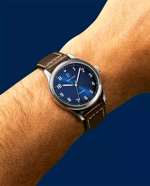 Pierre Lannier Aviateur 260G164 Montre Homme Quartz, Boîtier Acier 40 mm, Cadran Bleu Soleillé, Bracelet Cuir Brun 20 mm Femme PIERRE LANNIER 